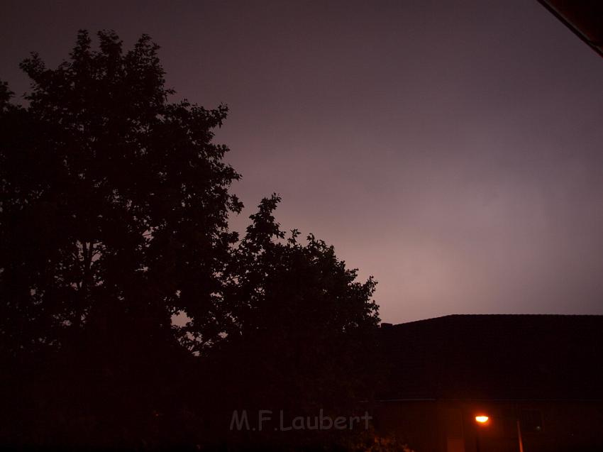 Gewitter Koeln Vingst P08.JPG